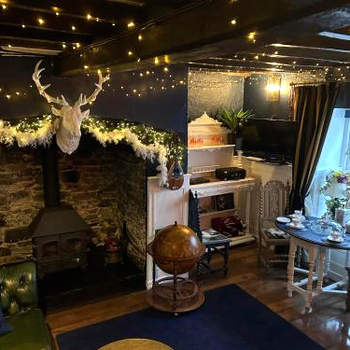 8 Opera Suites, Llangollen