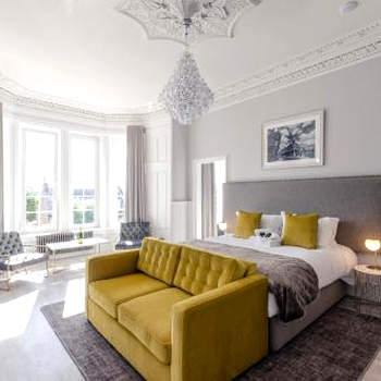 Sweeney Apartments & Rooms