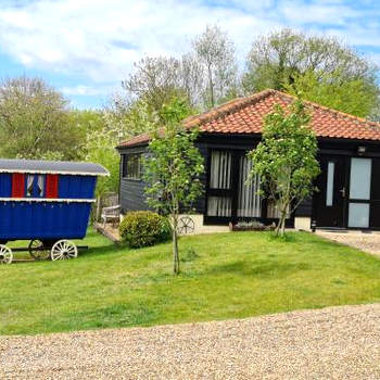 Inviting 2 bedroom barn conversion rural Norfolk