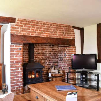 Brushmaker Cottage