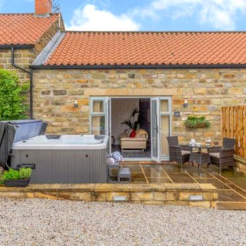 Thistle Cottage - Uk30523