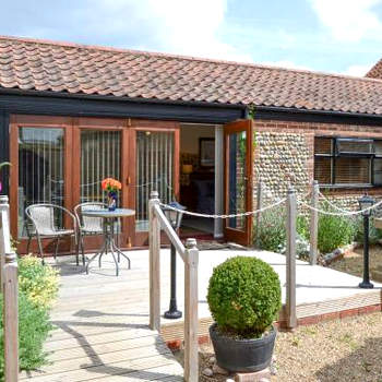 Courtyard Barn - Uk11927