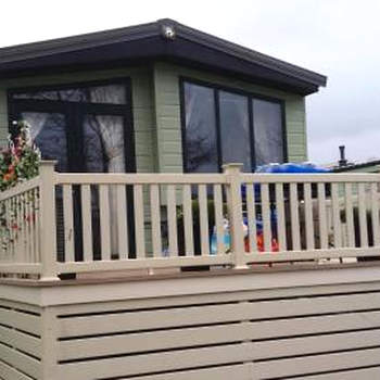 2 Bedrooms & Double Sofa bed Deluxe Superior Holiday Home