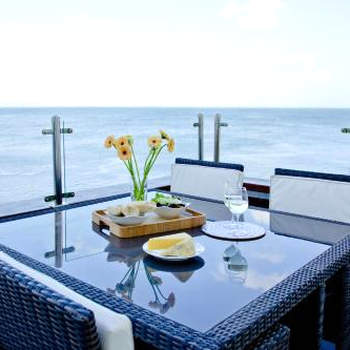 6 At The Beach, Torcross