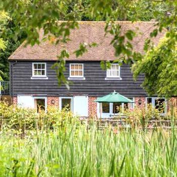 Great Higham Oast and Cottages by Bloom Stays
