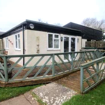 5G Medmerry Park 1 Bedroom Chalet