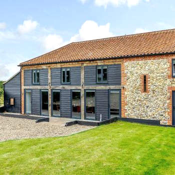 Kestrel Barn-uk31353