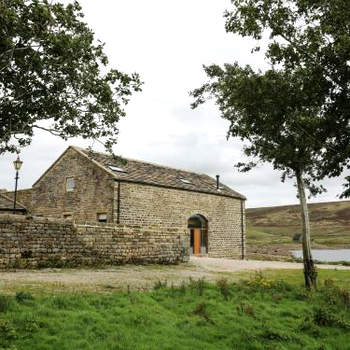 Snave Barn