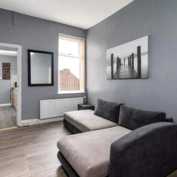 Newcastle City Apartment free parking and wifi