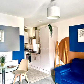 1 Bed House at Velvet Serviced Accommodation Swansea with Free Parking & WiFi - SA1