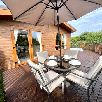 Buttercup Lodge With Hot Tub