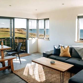Ty Melyn, Newgale