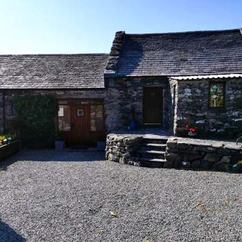 Ty Gwennol near Gilfach Goch