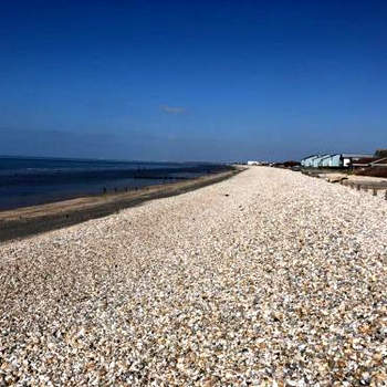 Holiday house within 5 min walk from Bracklesham Bay beach