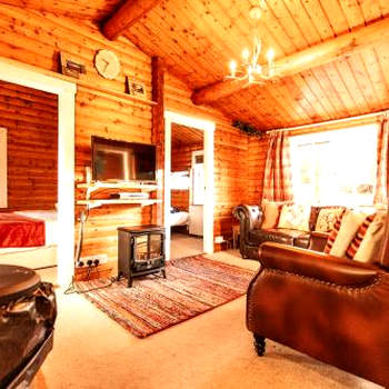 Log Cabin in Picturesque Snowdonia - Hosted by Seren Property