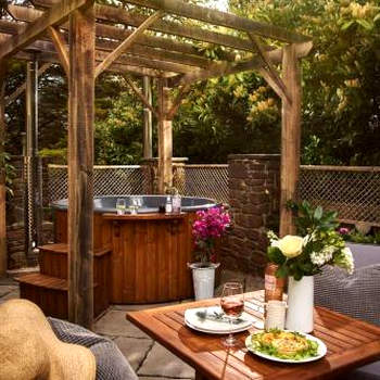 Swifts Return - Apartment with hot tub, sauna and indoor pool (Dartmoor)