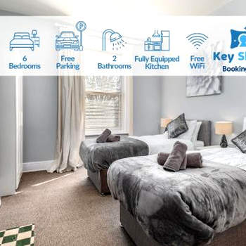Large Contractor House in Great Location with FREE Parking - Staycation welcome