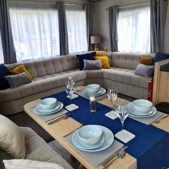 12A Woodlands Lodge Retreat, New Quay, Wales