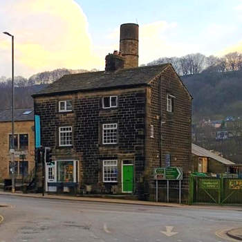 4 bedroom period Townhouse in the heart of Hebden