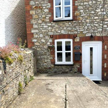 St Reatham Cottage