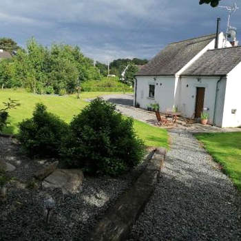 Bluebell Cottage - with hottub