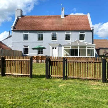 Beautiful newly renovated 5 bedroom farmhouse