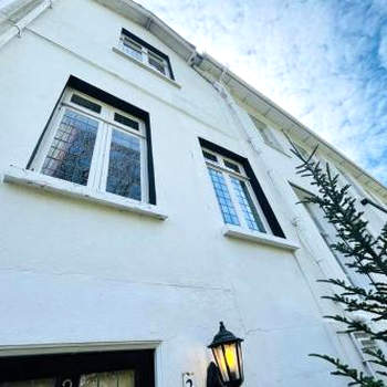 NomiHomes-Otis House-Free Parking x 2-Central -10ppl