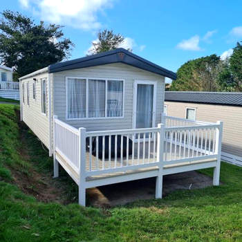 Mawgan Pads Newquay Bay
