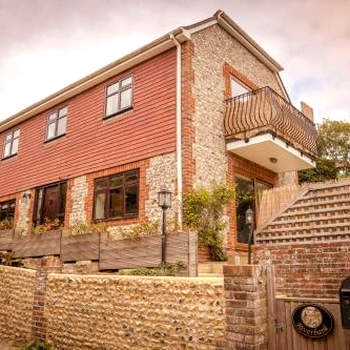 Riverbank Cottage - idyllic riverside country cottage on South Downs
