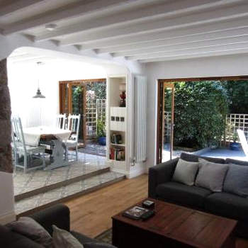 Lovely Spacious Cottage Near The Coast
