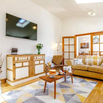 The Woodlands Farmhouse