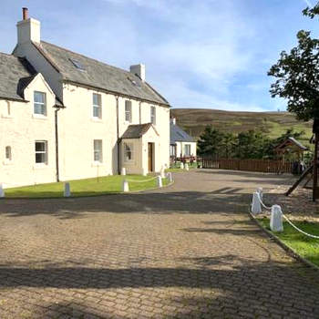 Belton House Holiday Home