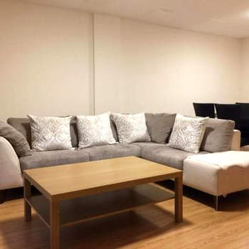 ochiltree apartment