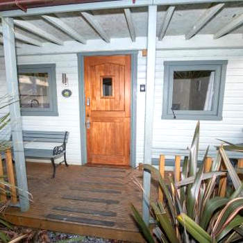 Seaways glamping, Cedar