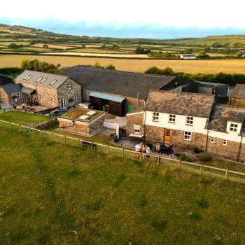 Bunk House - 4 Bedroom - Llangenith