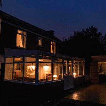 Hot Tub Pet Friendly Luxury Cosy Cottage, Near Withernsea and Patrington