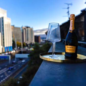 The Skyline Suite - *Private Balcony* *Views*