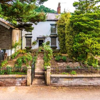 Cheshire Countryside, Delamere Forest, Family Retreat Rose Cottage