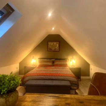 Fantastic Location, Annexe with Hot Tub