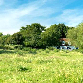 The Wobbin, Remote, Comfort, Sea Views and the beautiful Essex Marshes