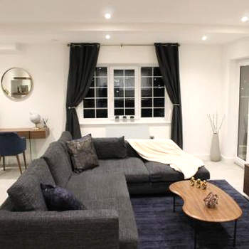 Luxury 1 Bed Apartment In The Heart Of Rochester