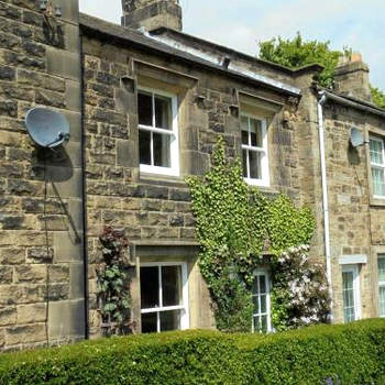 Rustic cottage, garden, near amenities, wifi