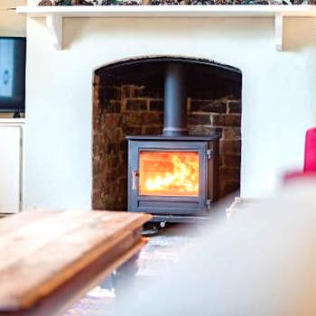Bonnington Cottage by Bloom Stays