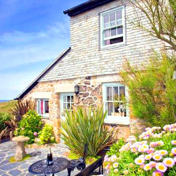 Little Petra, Cottage With Garden, Superb SeaViews in Amazing Location