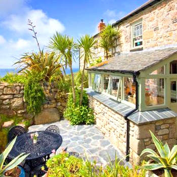 Penrose, Cornish Cottage With Sea Views, Garden & Patio By the Beach