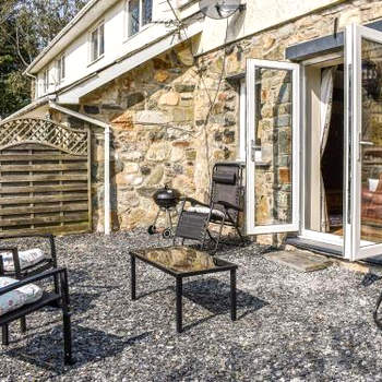 Woodpecker Cottage