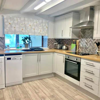 Bracknell Cottage
