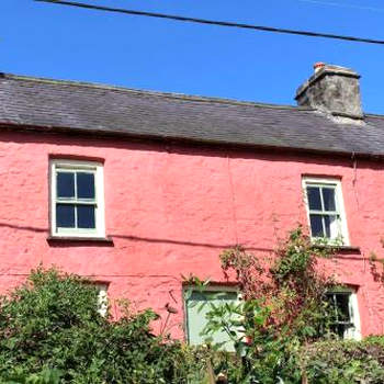 Charming 2-Bed Cottage in Llandovery