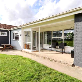 Marsh Bungalow