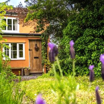 2 Fox Cottages